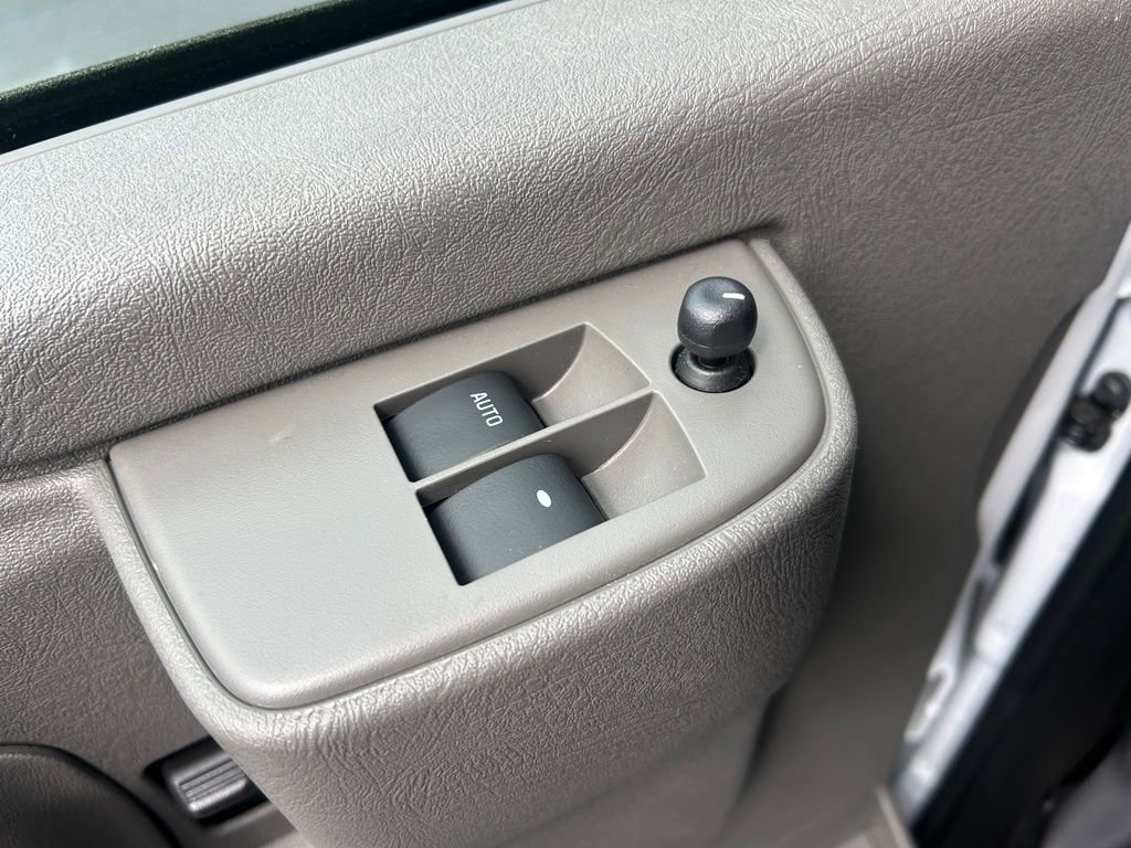 New 2026 Chevrolet Express 2500 Extended image 49