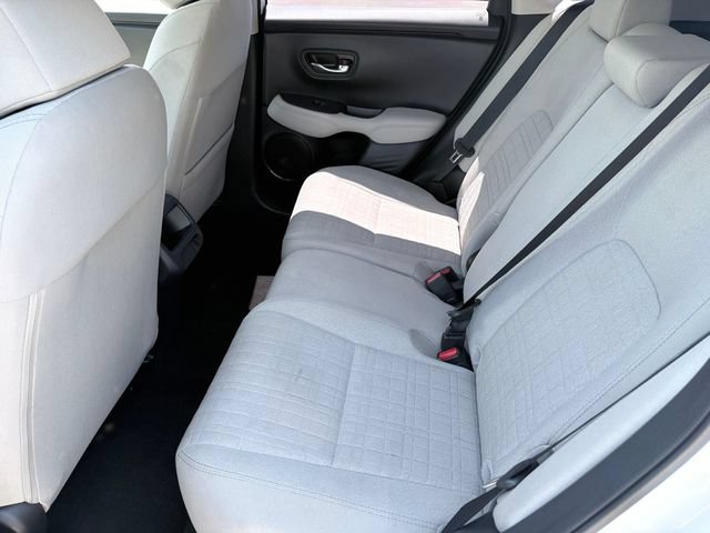 Used 2023 Honda HR-V LX image 7