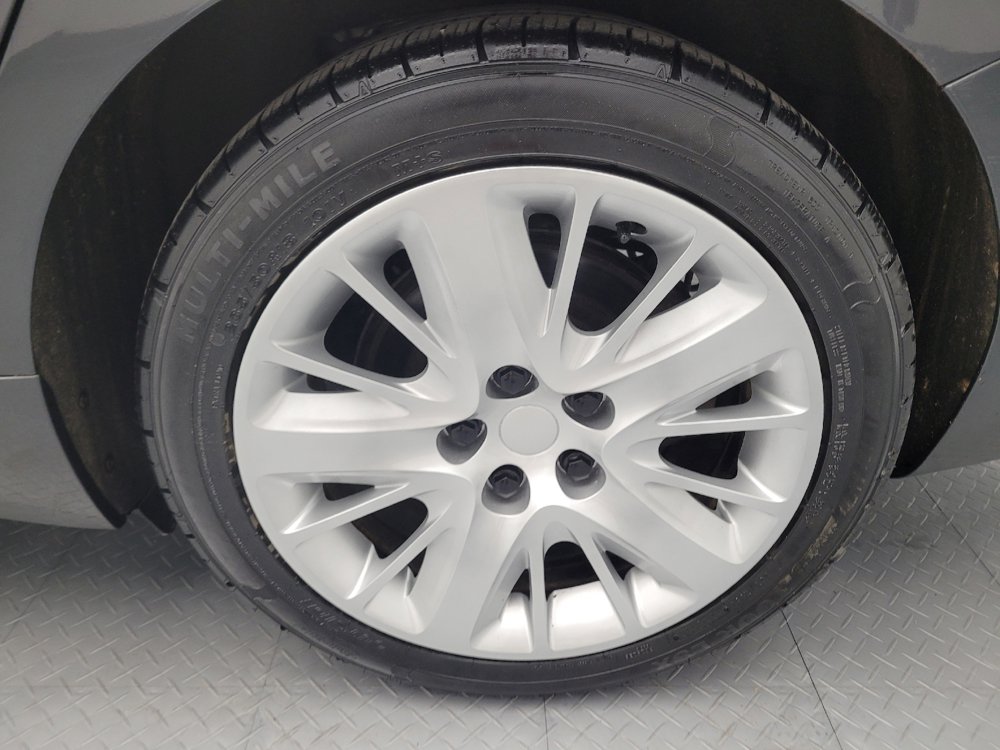 Used 2015 Chevrolet Impala LS w/ LS Convenience Package FWD image 31