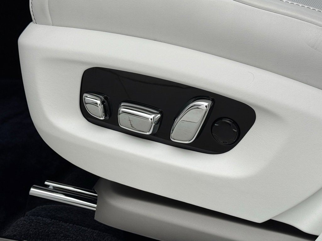 New 2025 Rolls-Royce Ghost image 23