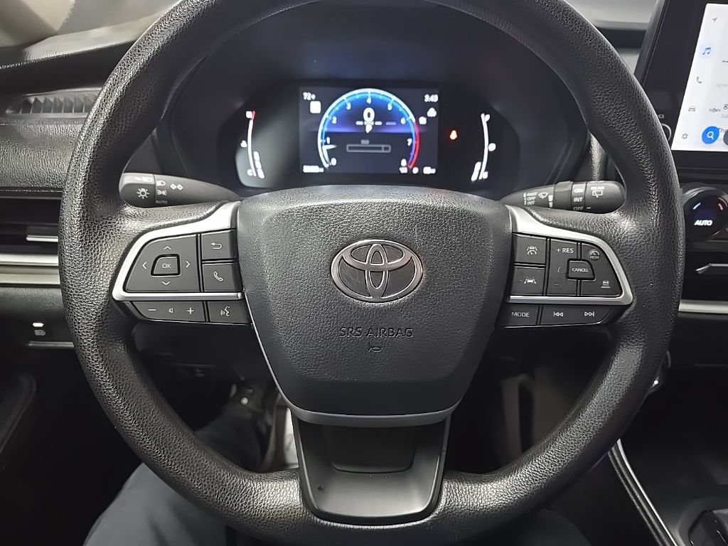 Used 2025 Toyota Grand Highlander AWD image 20