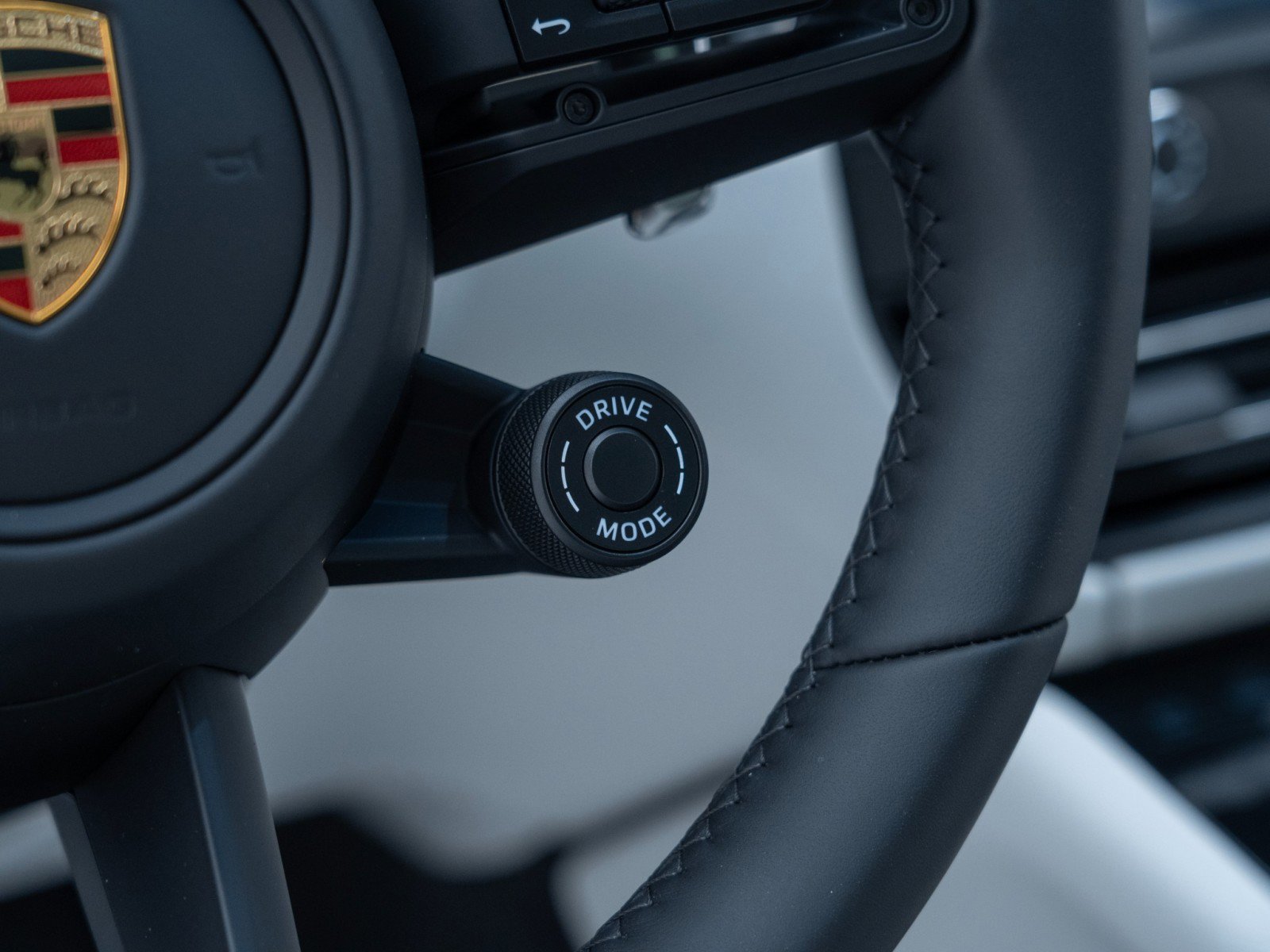 New 2026 Porsche Macan S image 29