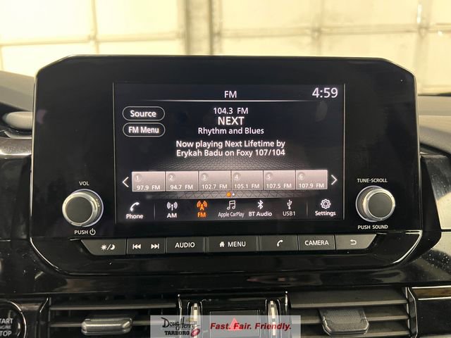 Used 2025 Nissan Pathfinder SV FWD image 46