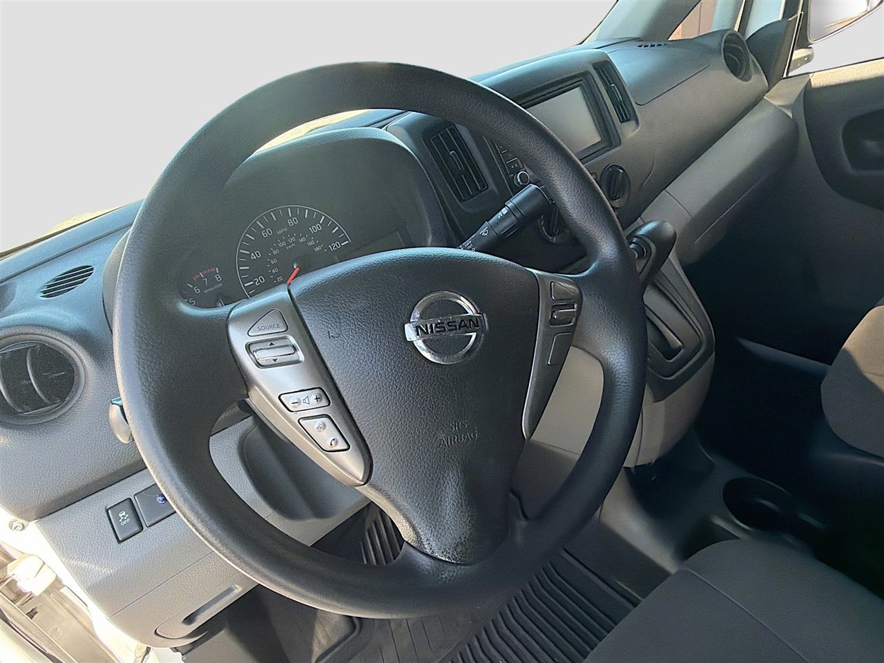 Used 2021 Nissan NV200 S image 11