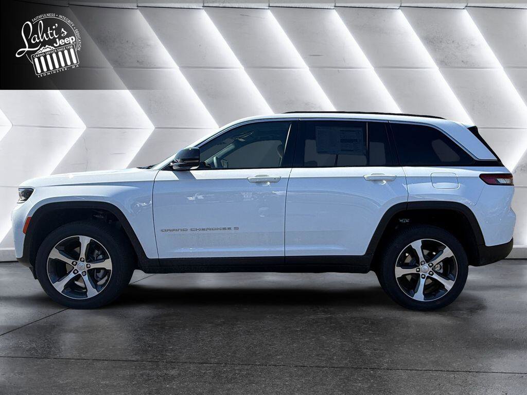 New 2026 Jeep Grand Cherokee Limited AWD/4WD image 3