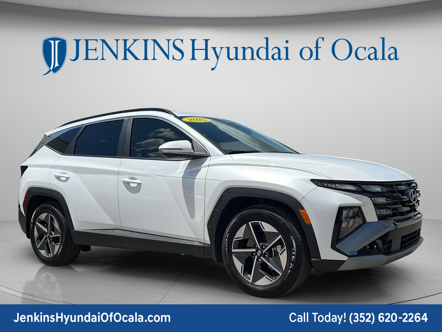 Certified 2025 Hyundai Tucson SEL FWD image 1