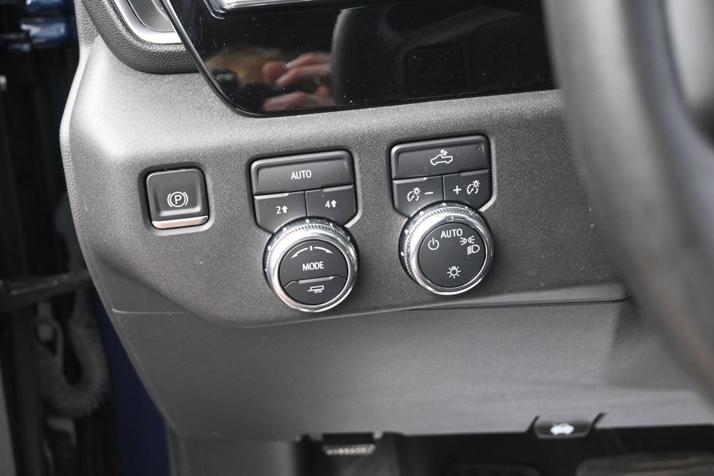 Used 2023 GMC Sierra 1500 SLE AWD/4WD image 31