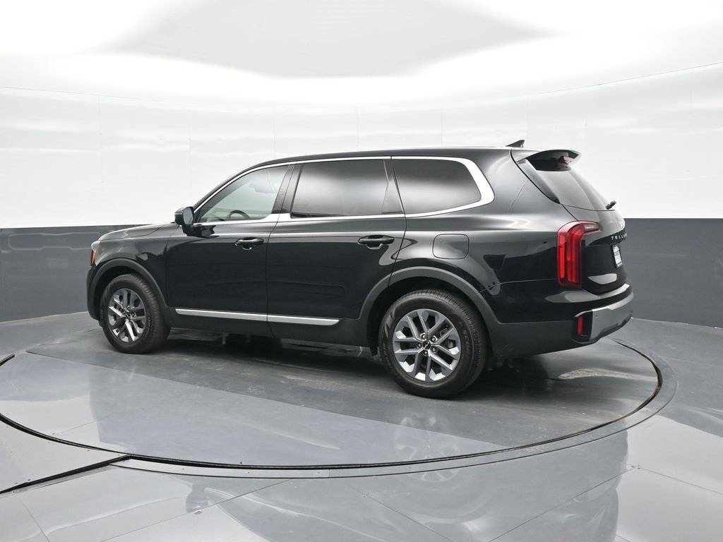 Used 2023 Kia Telluride LX image 4