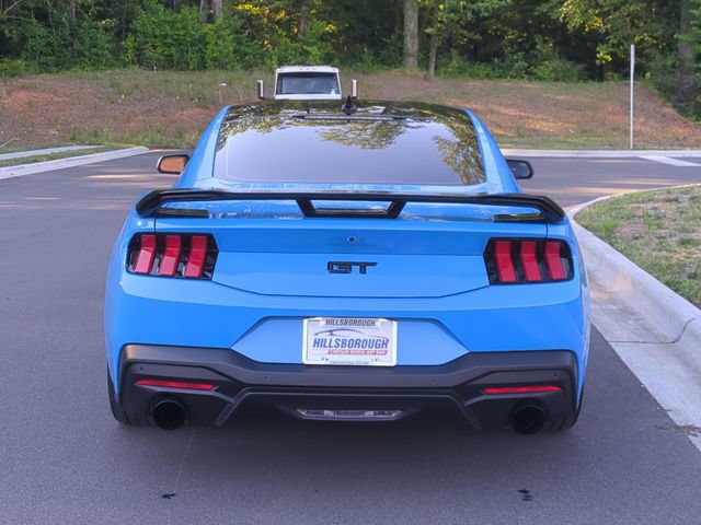 Used 2025 Ford Mustang GT RWD image 12