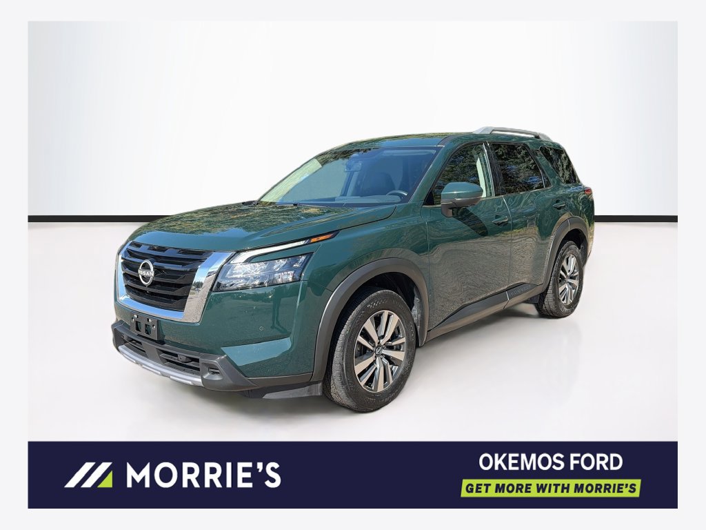 Used 2025 Nissan Pathfinder SL AWD/4WD image 1
