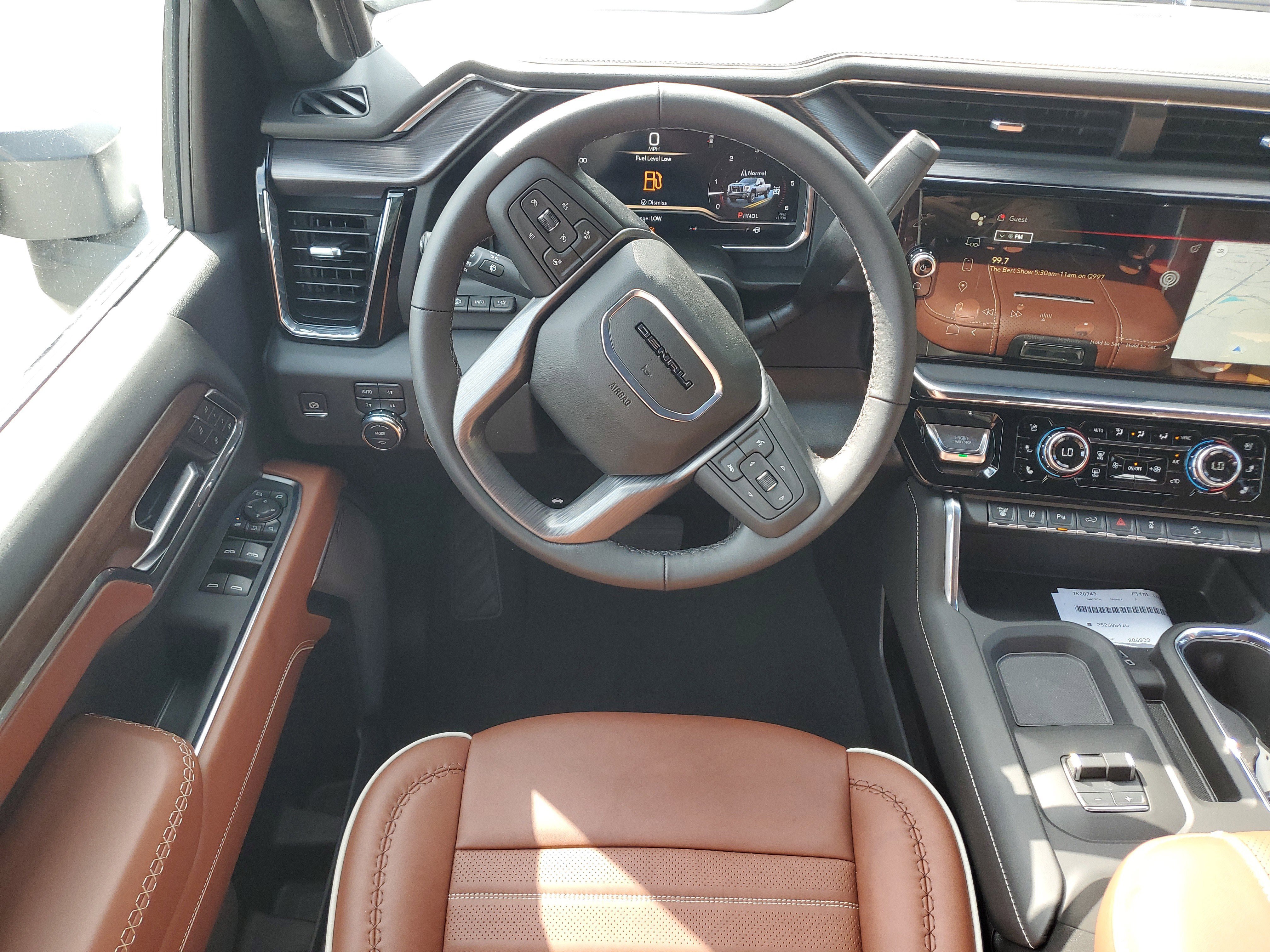 New 2025 GMC Sierra 2500 Denali Ultimate w/ Max Trailering Package image 15