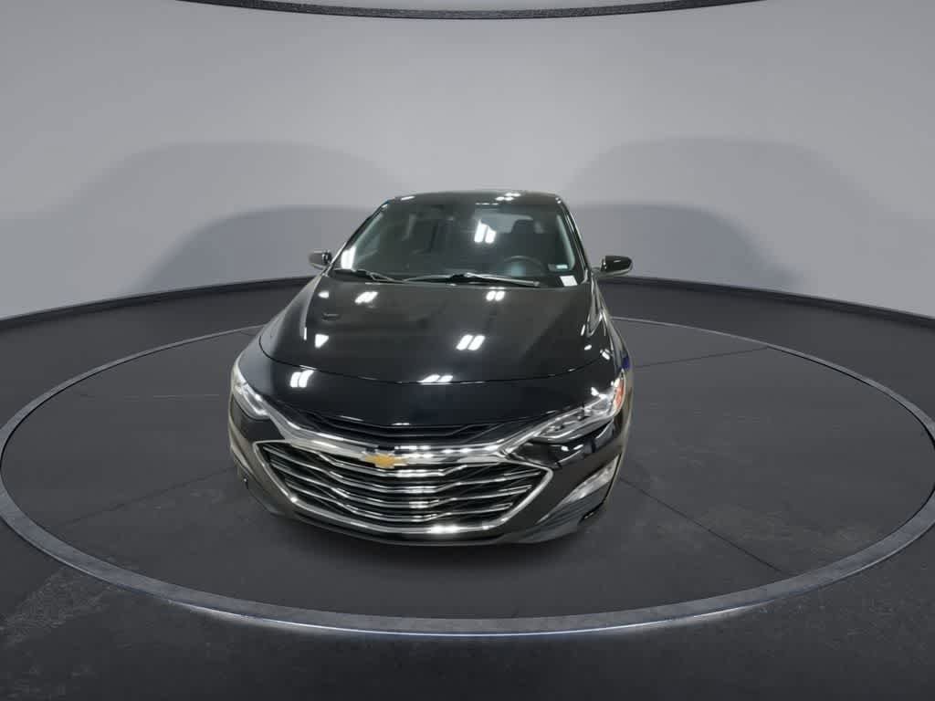 Used 2024 Chevrolet Malibu LT FWD image 3