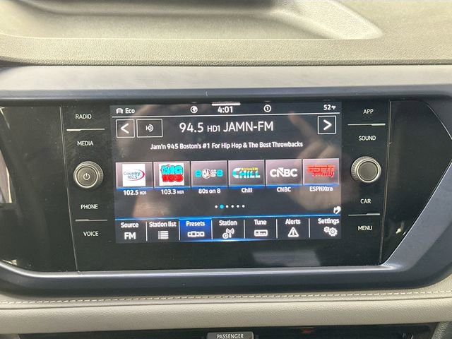 Used 2023 Volkswagen Taos SE image 12