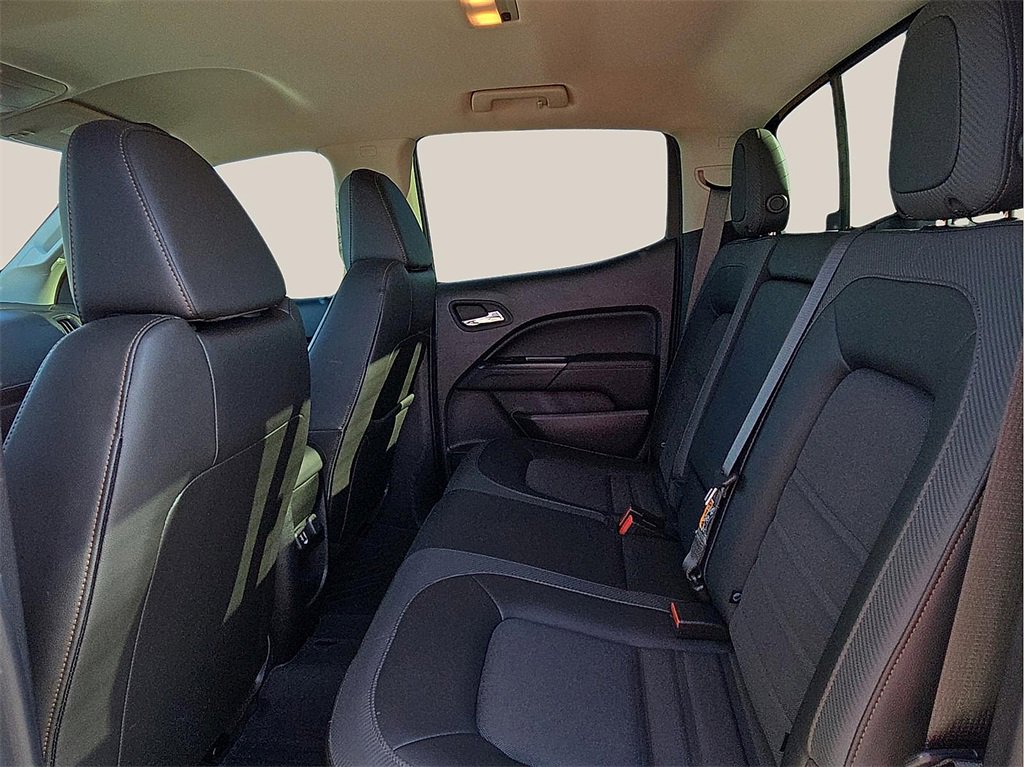 Used 2022 GMC Canyon AT4 image 8