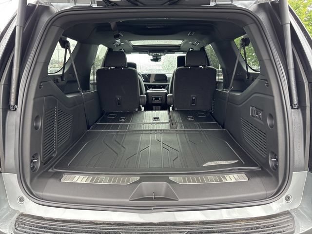 New 2026 Chevrolet Suburban Premier AWD/4WD image 41
