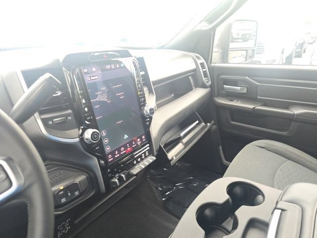 Certified 2025 RAM 2500 Big Horn AWD/4WD image 27