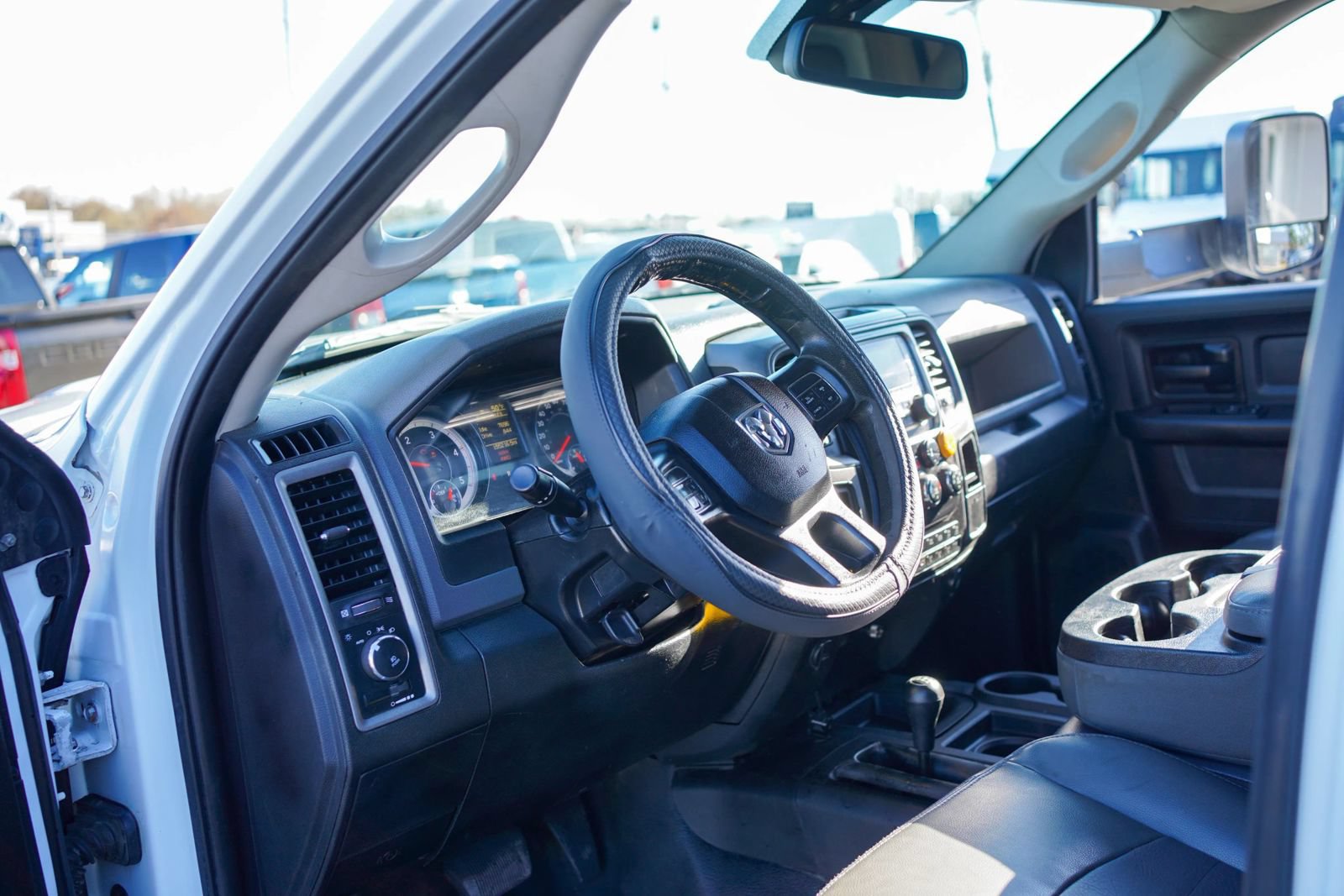 Used 2017 RAM 5500 Tradesman w/ Max Tow Package AWD/4WD image 3