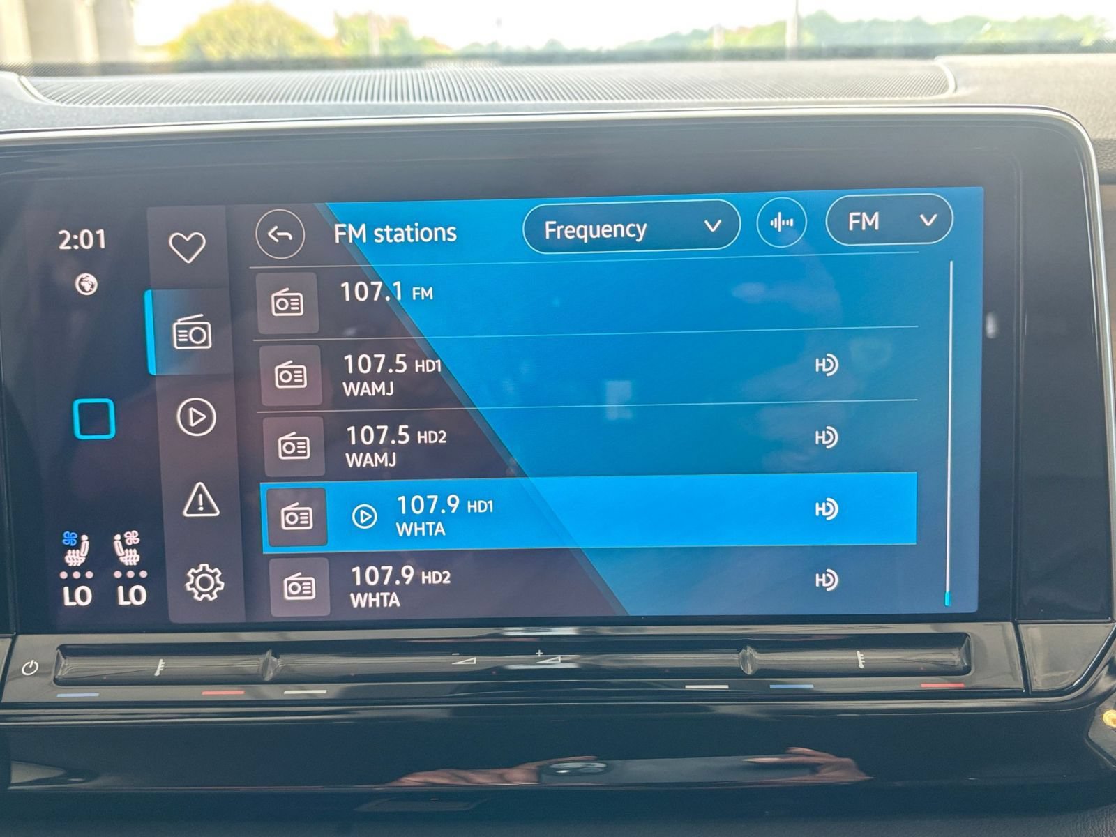 Used 2026 Volkswagen Atlas SE FWD image 16
