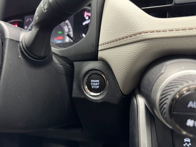 Used 2025 Toyota RAV4 XLE w/ Convenience Package FWD image 25