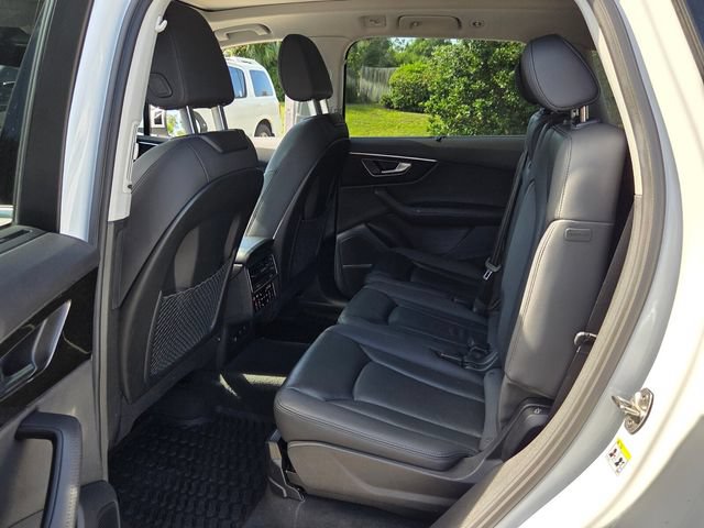 Used 2023 Audi Q7 2.0T Premium Plus AWD/4WD image 13