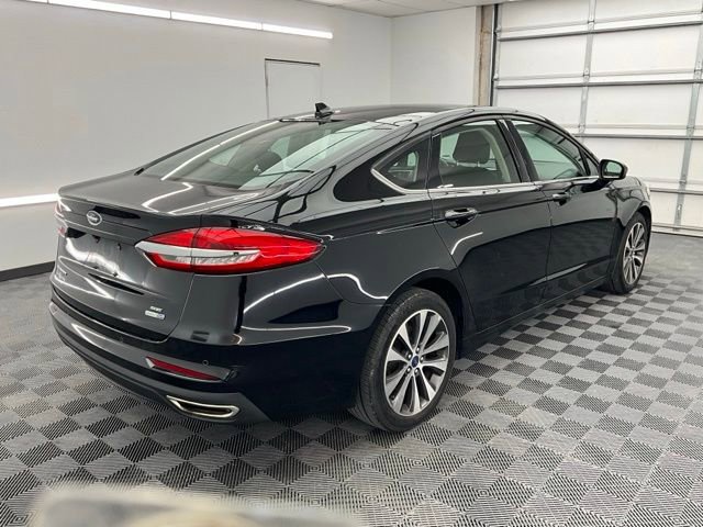 Used 2020 Ford Fusion SE image 23