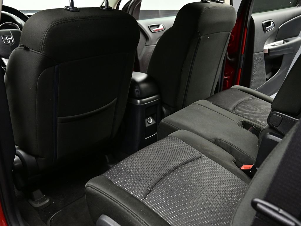Used 2019 Dodge Journey SE w/ Connectivity Group image 19