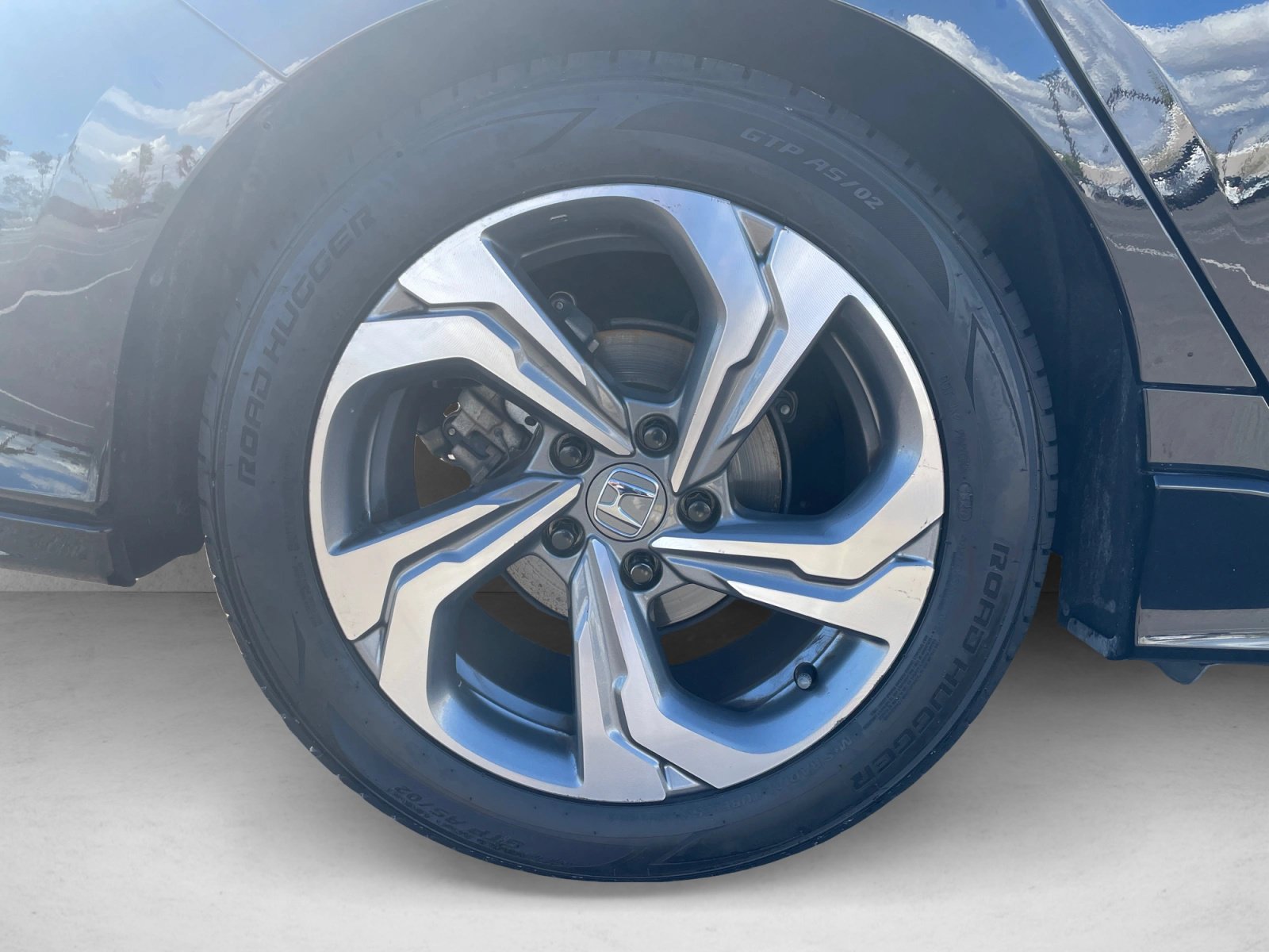 Used 2018 Honda Civic Sport image 9