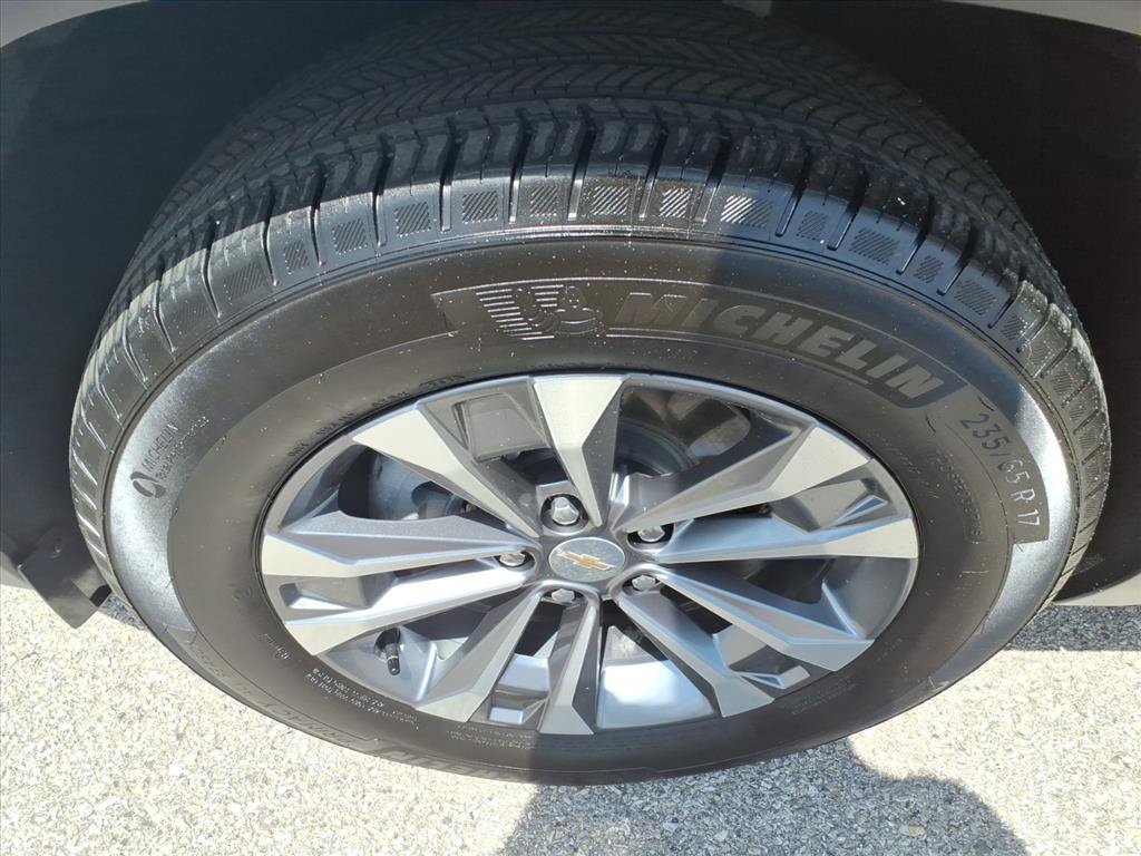 Used 2026 Chevrolet Equinox LT w/ Convenience Package II AWD/4WD image 10