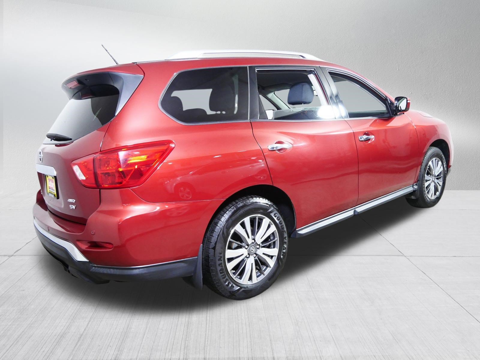 Used 2017 Nissan Pathfinder SV w/ Trailer Tow Package AWD/4WD image 7
