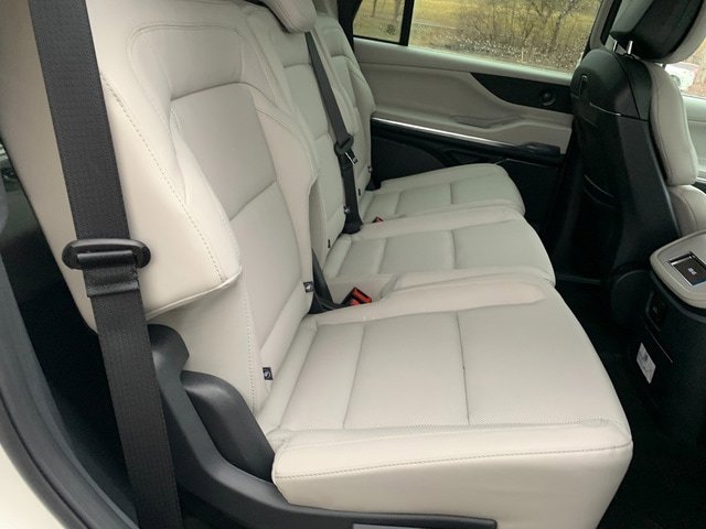 New 2026 Lincoln Navigator Premiere AWD/4WD image 21