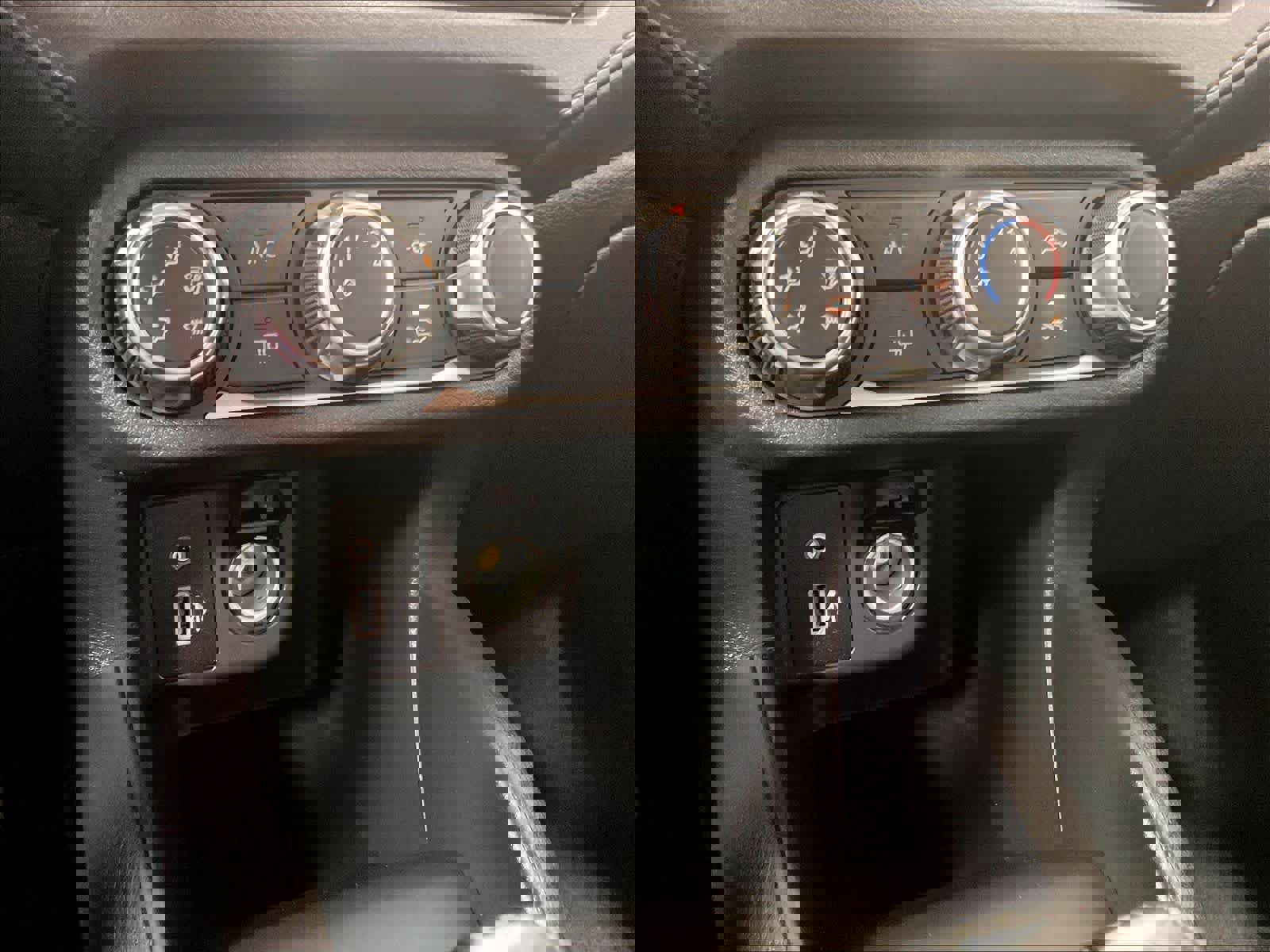 Used 2025 Nissan Versa S w/ Trunk Package image 25