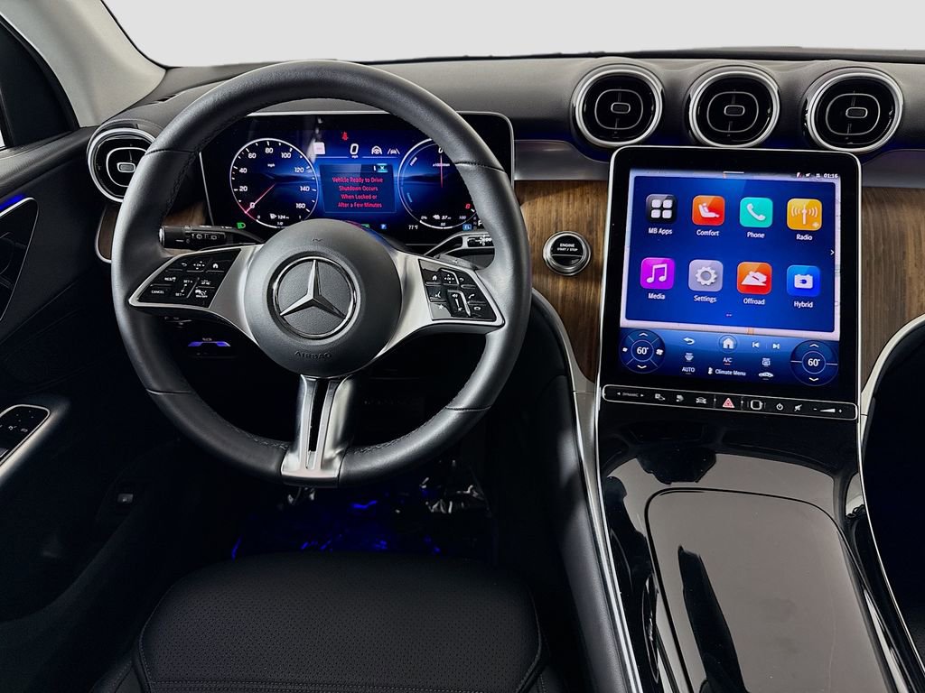 Used 2025 Mercedes-Benz GLC 350e 4MATIC image 22