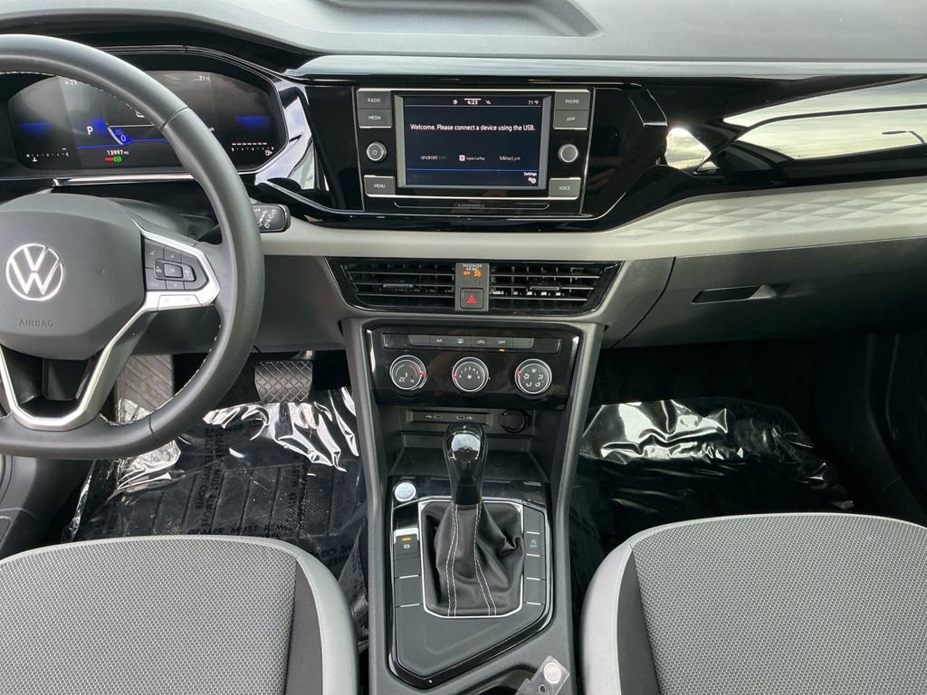 Used 2023 Volkswagen Taos S image 11