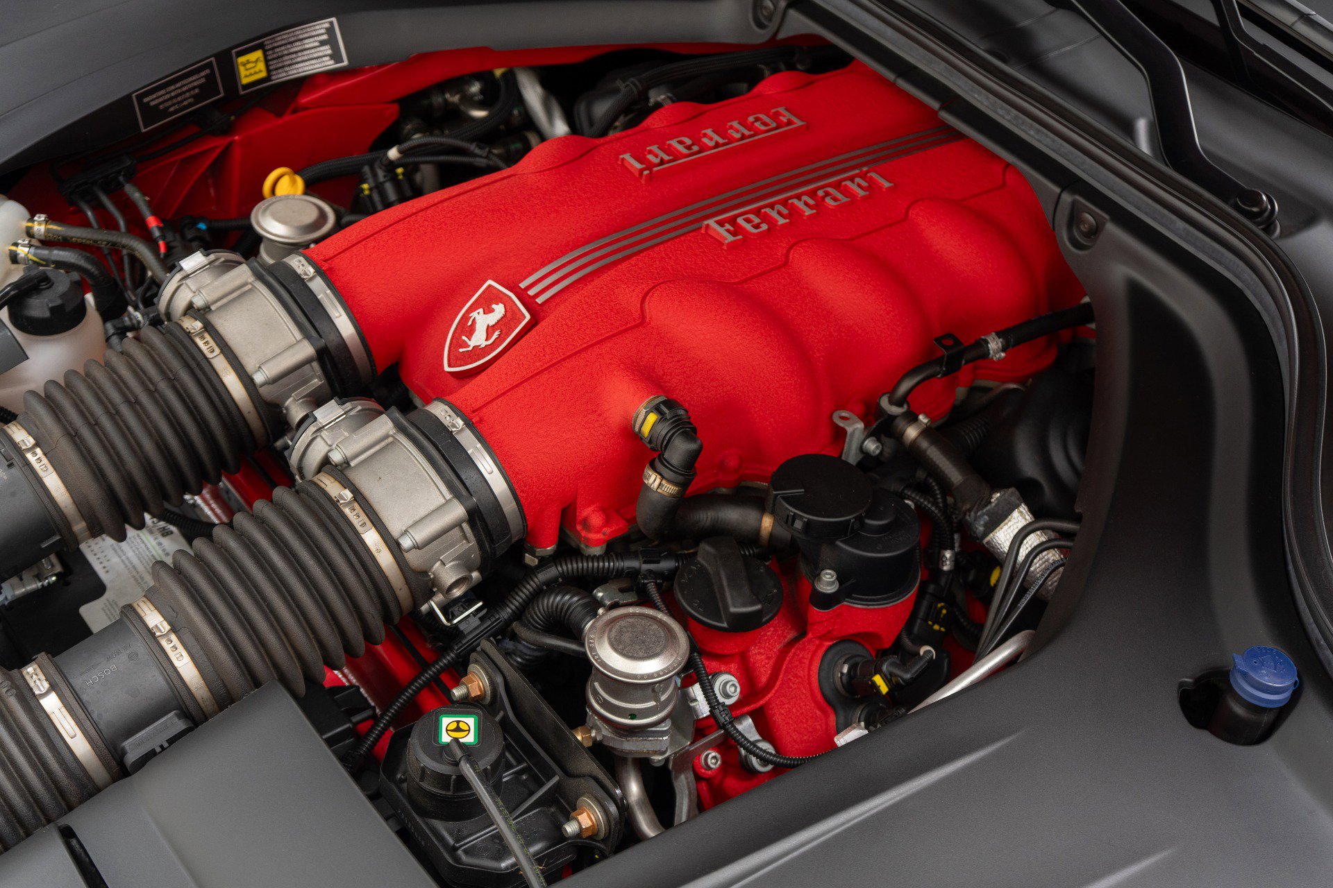 Used 2013 Ferrari California RWD image 47