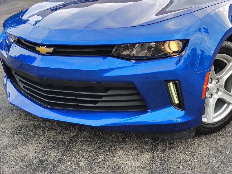 Certified 2018 Chevrolet Camaro LT RWD image 2
