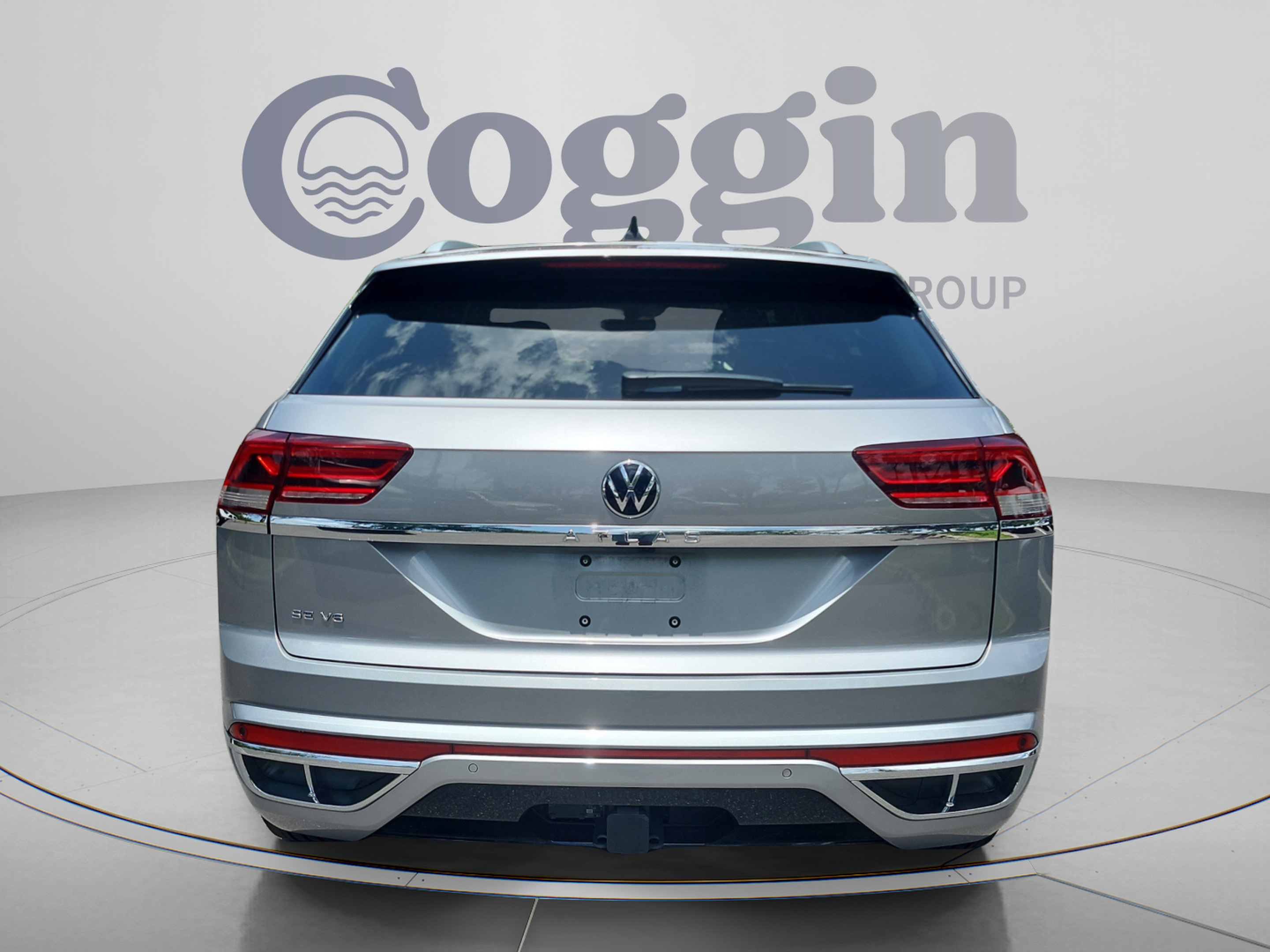 Used 2020 Volkswagen Atlas Cross Sport SE FWD image 4
