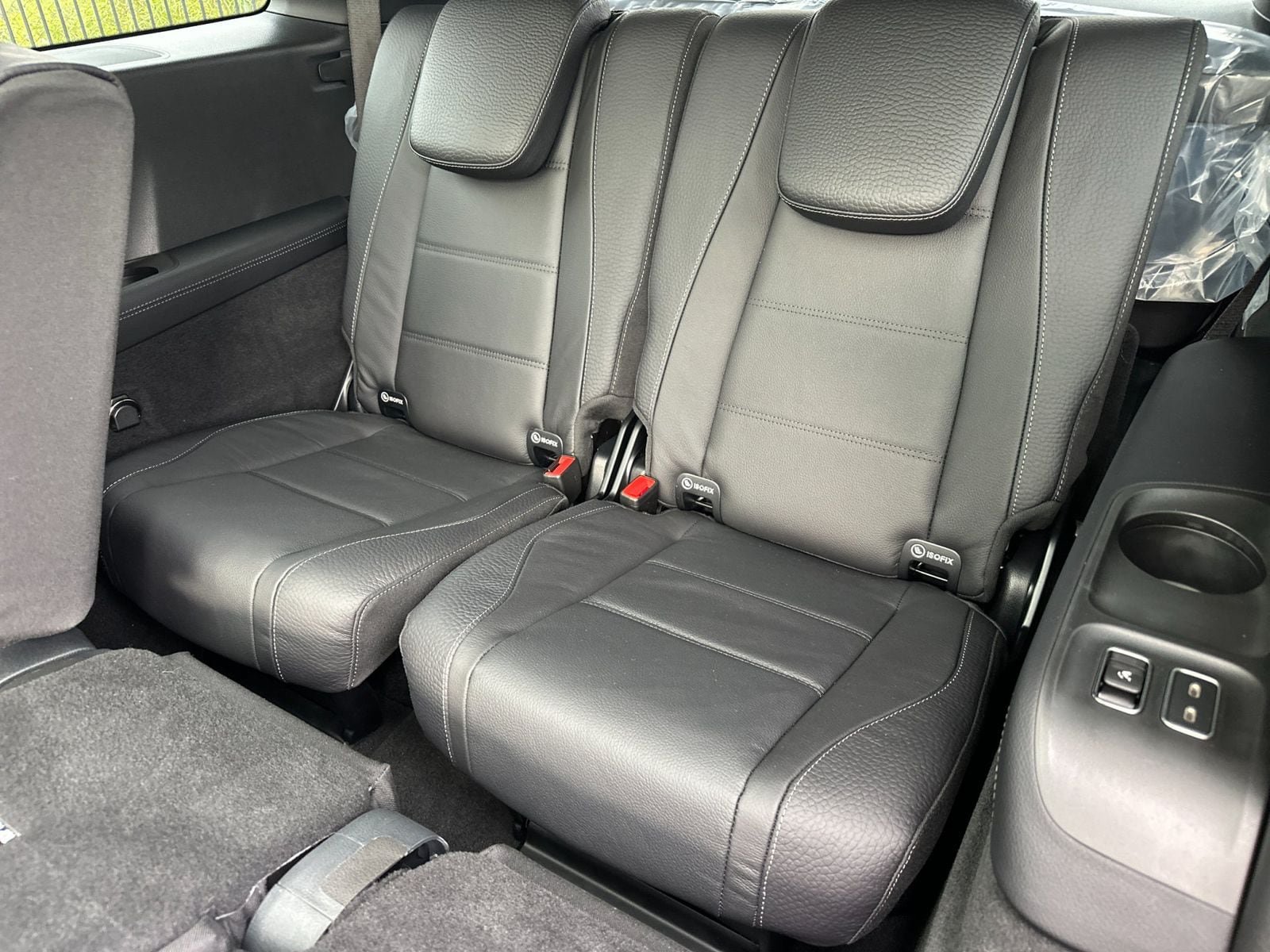 New 2026 Mercedes-Benz GLS 580 4MATIC image 16