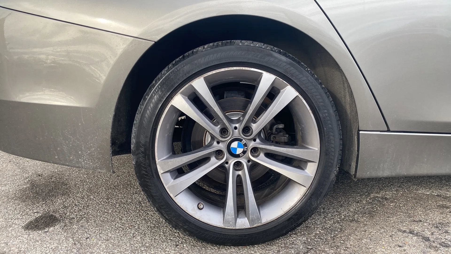 Used 2017 BMW 330i xDrive Sedan image 16