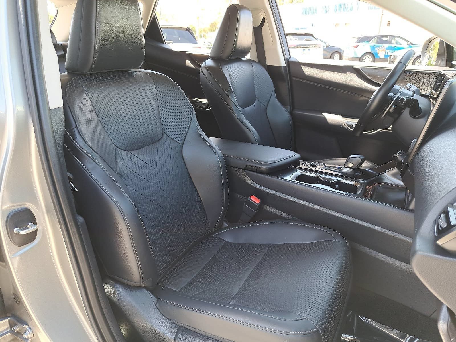 Used 2025 Lexus NX 450h+ AWD w/ Towing Package (2000 Lbs) image 10
