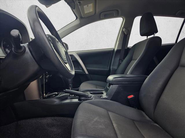 Used 2018 Toyota RAV4 LE image 14