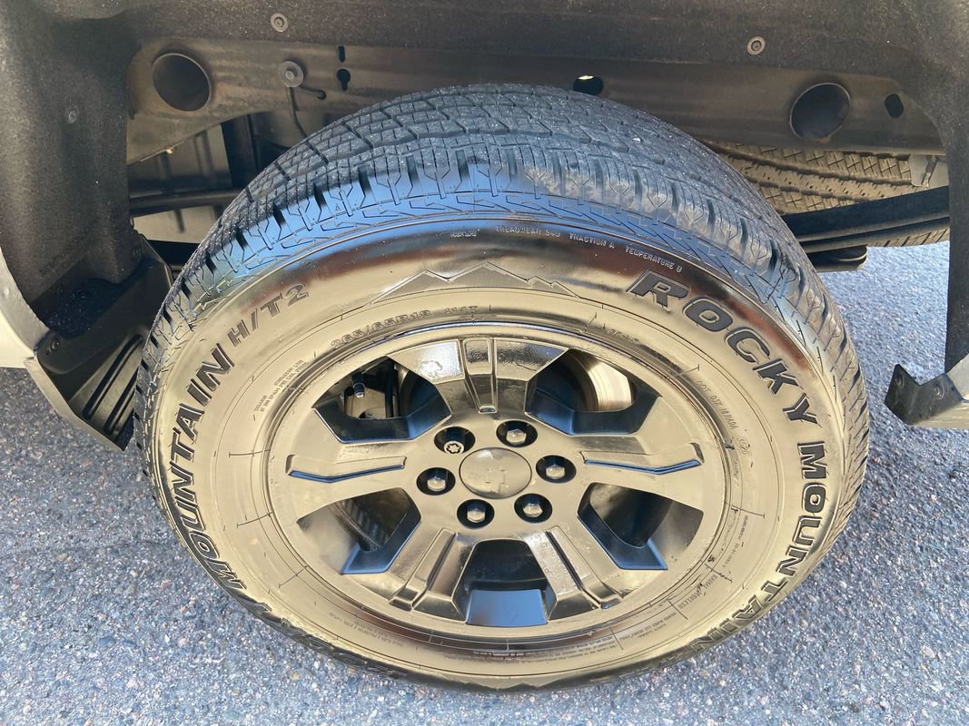 Used 2018 Chevrolet Silverado 1500 LT w/ All Star Edition AWD/4WD image 12