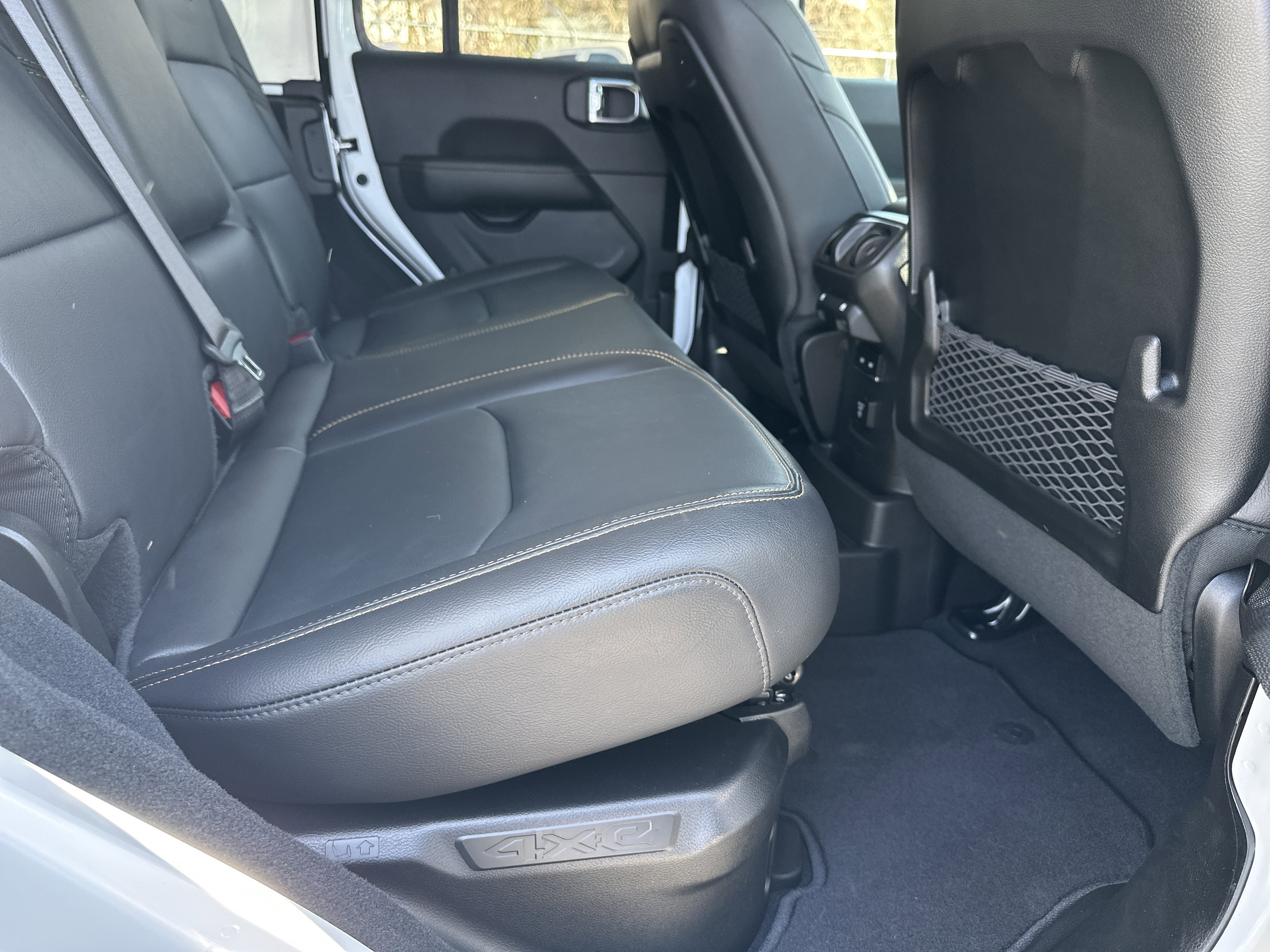 Used 2024 Jeep Wrangler Sahara w/ Technology Group image 18