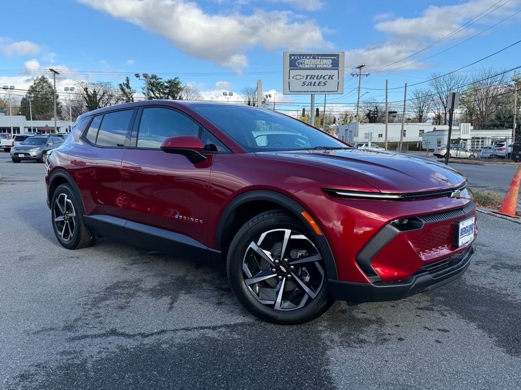 New 2026 Chevrolet Equinox EV LT image 2