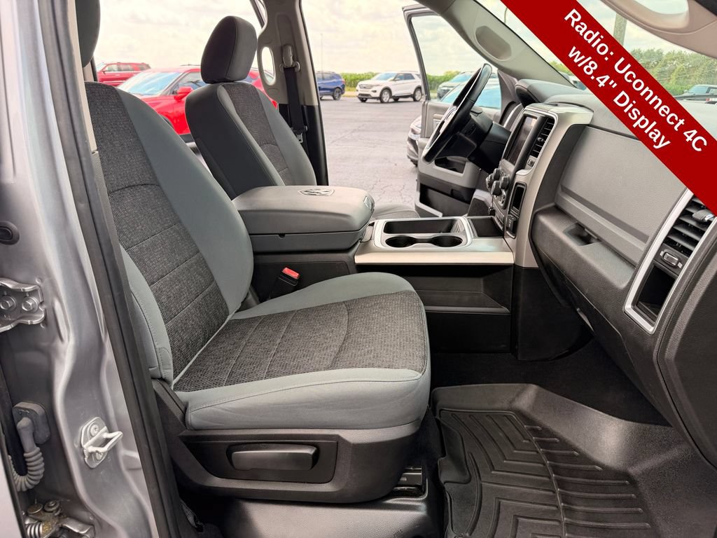 Used 2020 RAM 1500 Warlock AWD/4WD image 35