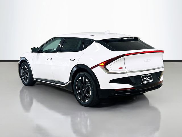 New 2025 Kia EV6 Wind image 5