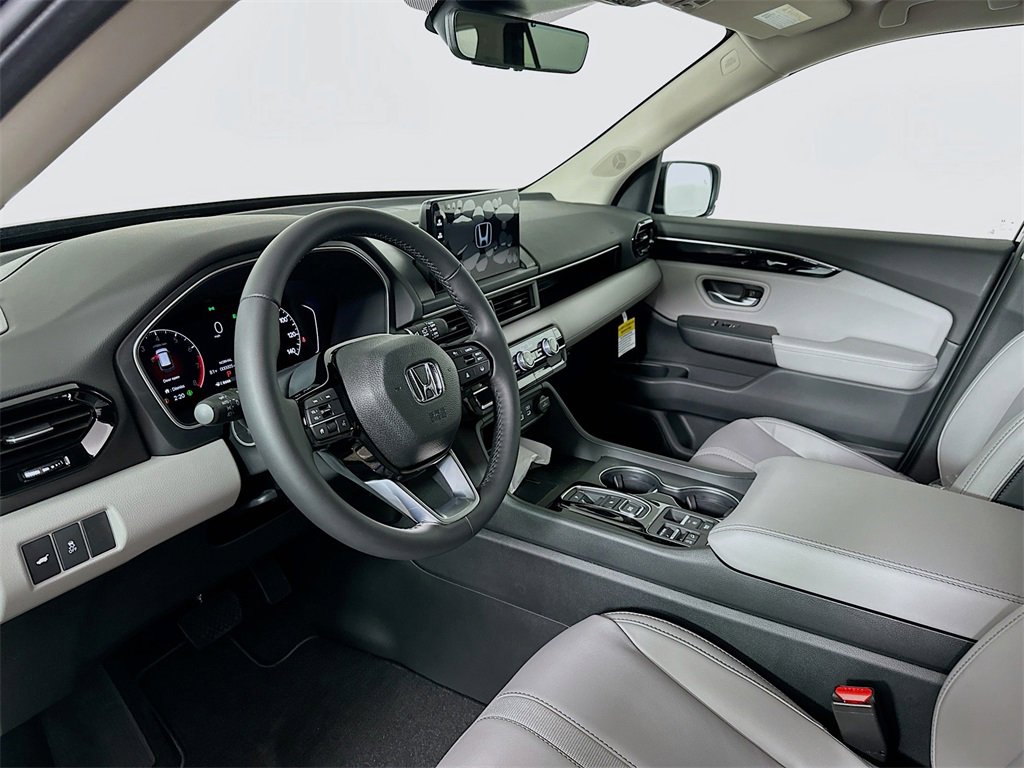 New 2025 Honda Pilot EX-L image 10
