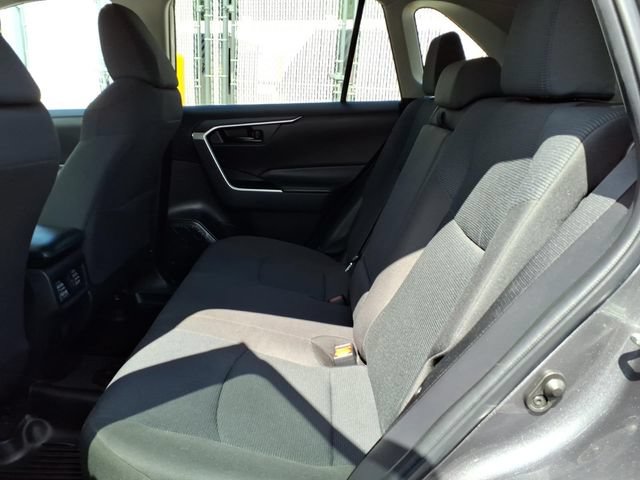 Used 2023 Toyota RAV4 LE FWD image 10