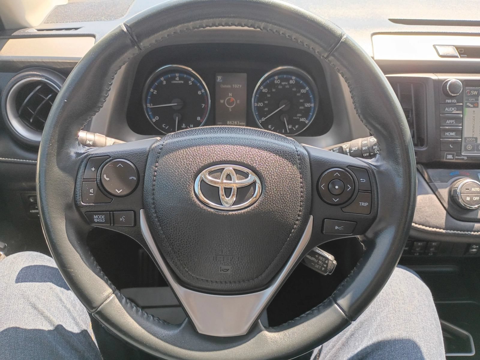 Used 2016 Toyota RAV4 Limited w/ Advanced Technology Package FWD image 11
