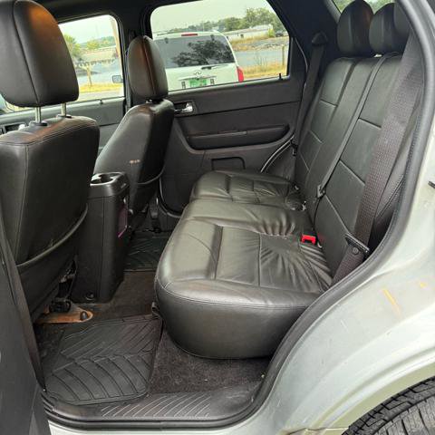 Used 2010 Ford Escape Limited image 12