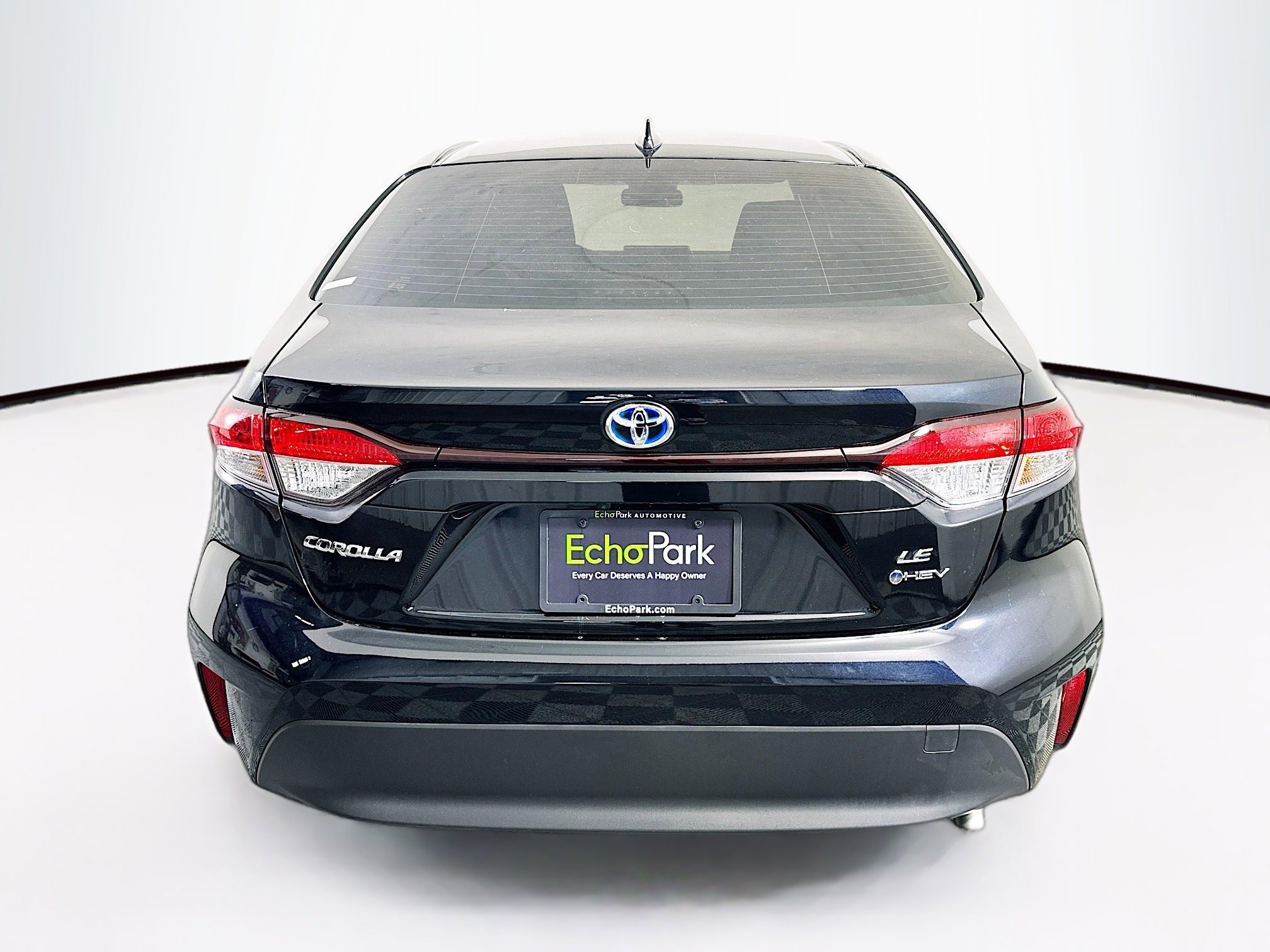 Used 2025 Toyota Corolla LE image 7